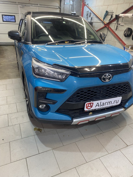 Toyota Raize установка Pandora VX 4G GPS v3